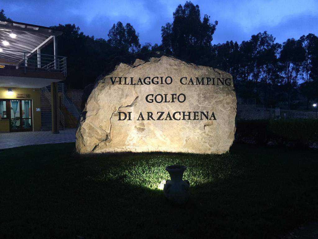 Villaggio Camping Golfo Di Arzachena Cannigione Eksteriør billede